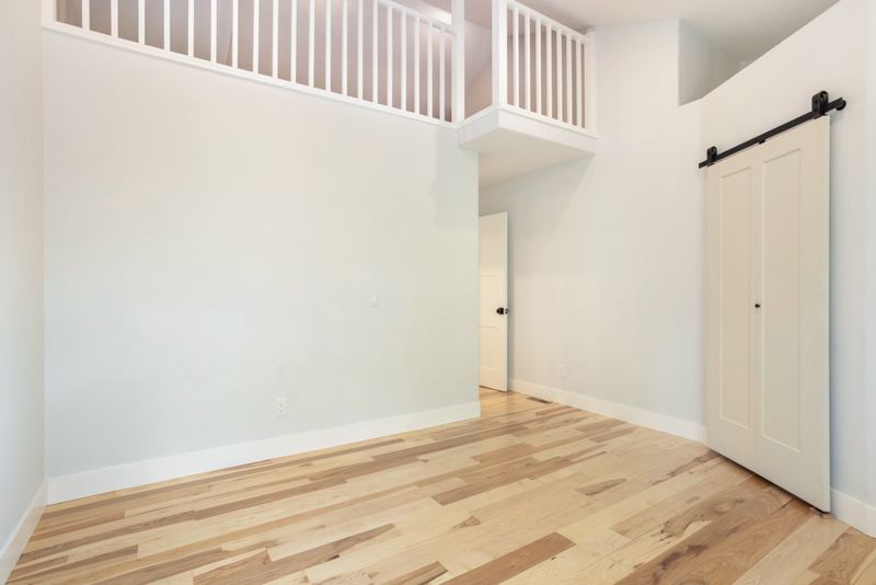 Bedroom with loft overlook